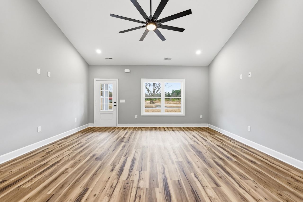 Tbd Oakdale Rd. Photo 10