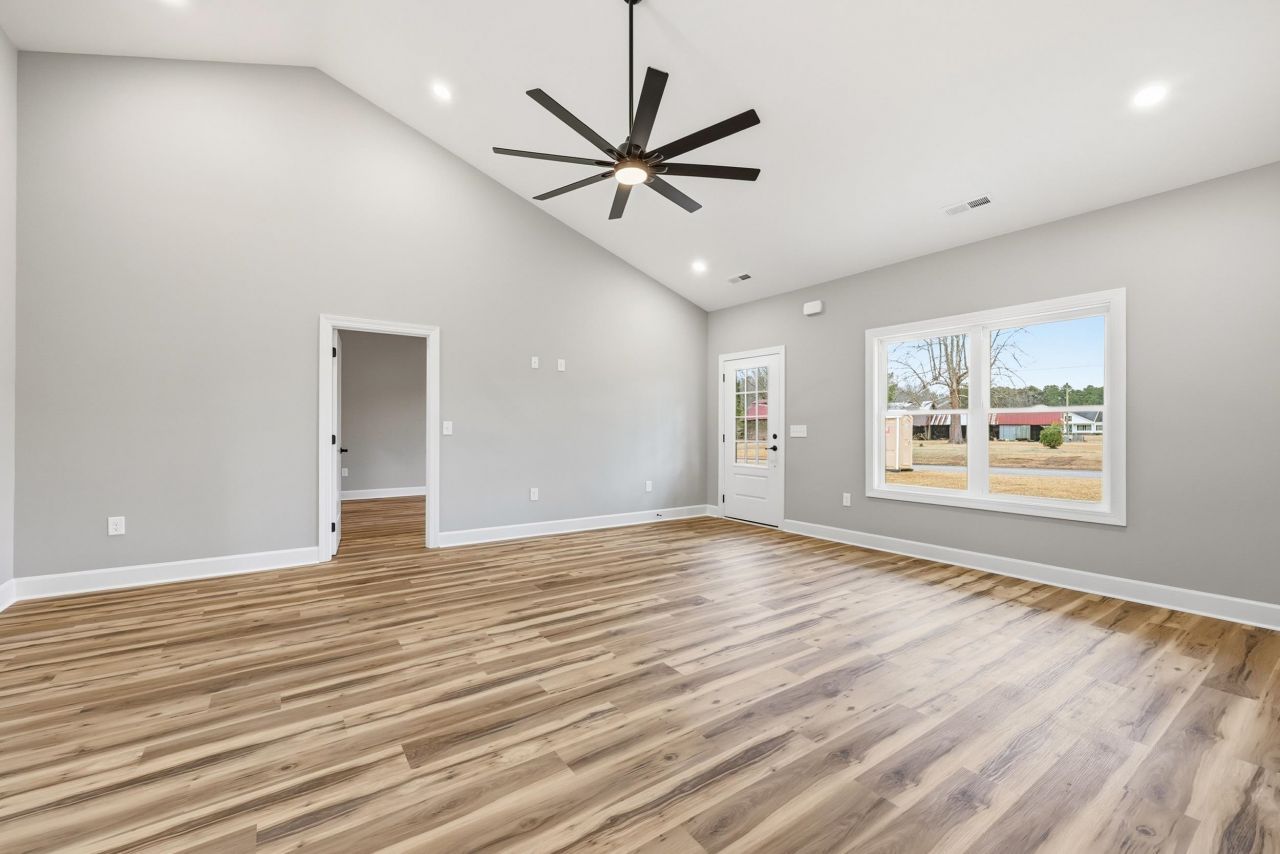 Tbd Oakdale Rd. Photo 11