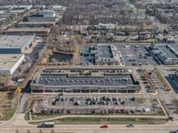 undisclosed Crooks , Rochester Hills, MI 48309