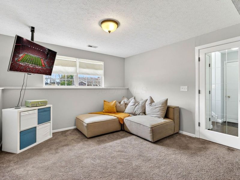 914 Slagle Place, Galloway, OH 43119 Photo 25