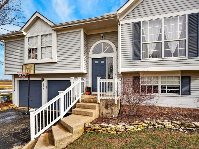 914 Slagle Place, Galloway, OH 43119 Photo 4