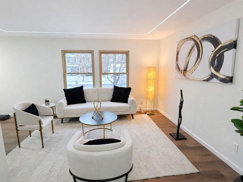 8213 Longhorn Road, Powell, OH 43065 Photo 2