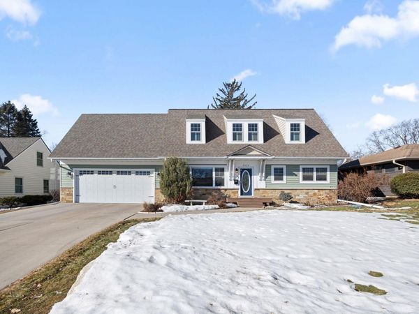 3424 Roosevelt Street NE, Saint Anthony, MN 55418