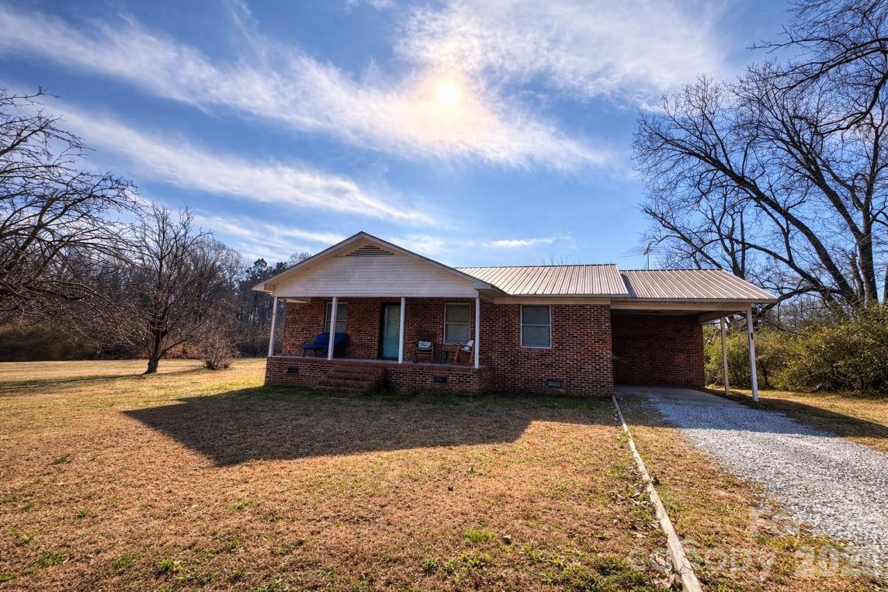 498 Dover Road, Star, NC 27356 Main Photo