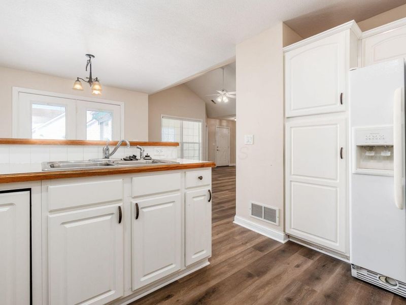 1137 Overlook Court, Pickerington, OH 43147 Photo 11