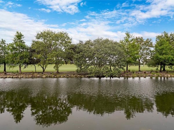 437 Vista Isles Dr , Unit 2217, Sunrise, FL 33325