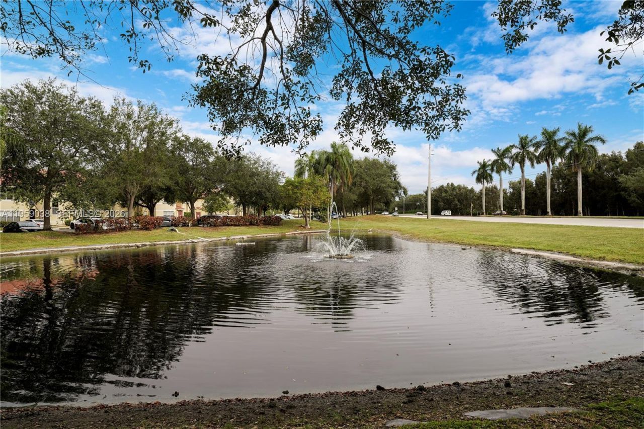 437 Vista Isles Dr , Unit 2217, Sunrise, FL 33325 Photo