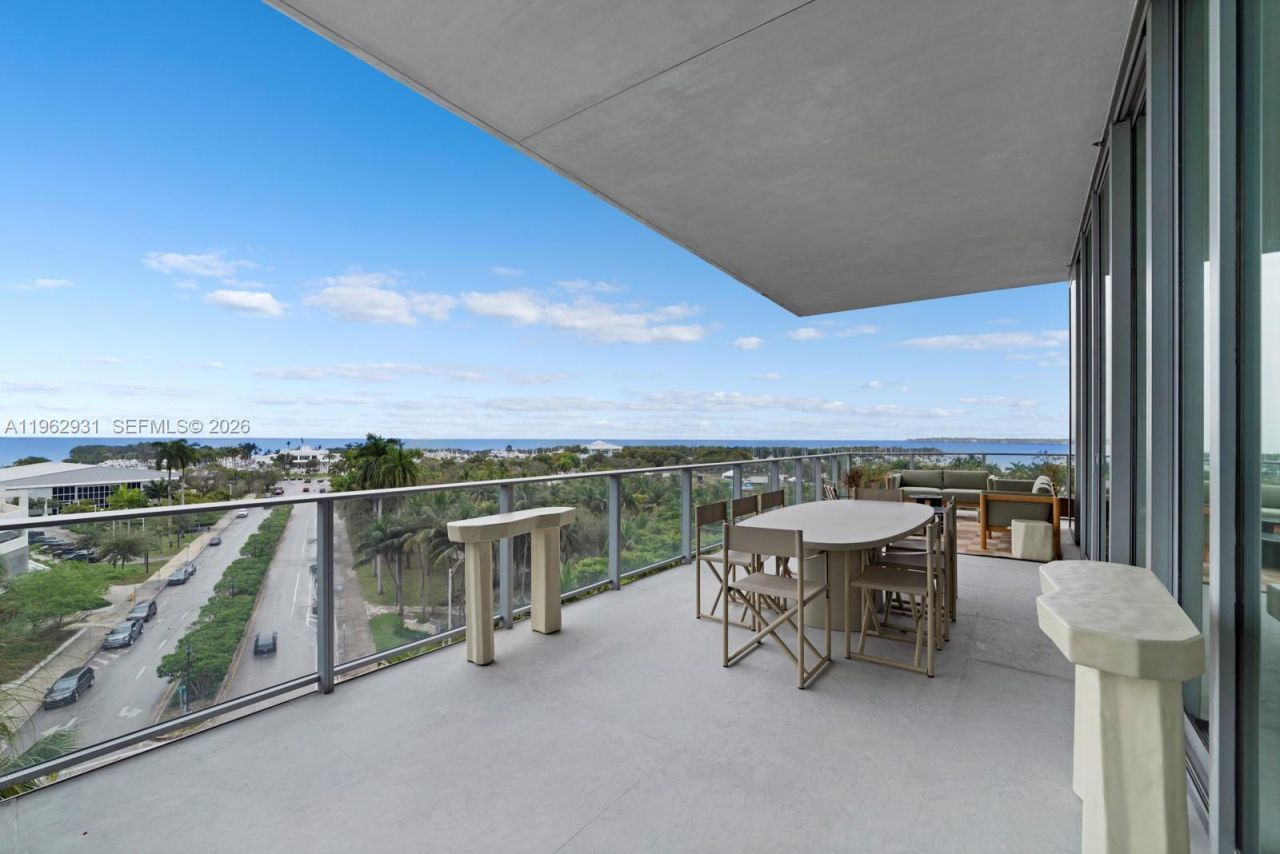 2675 S Bayshore Dr, Unit 602S, Miami, FL 33133 Photo