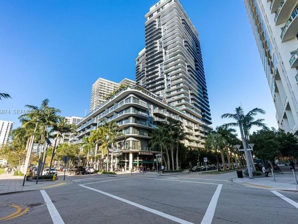 121 NE 34th St , Unit 2205, Miami, FL 33137