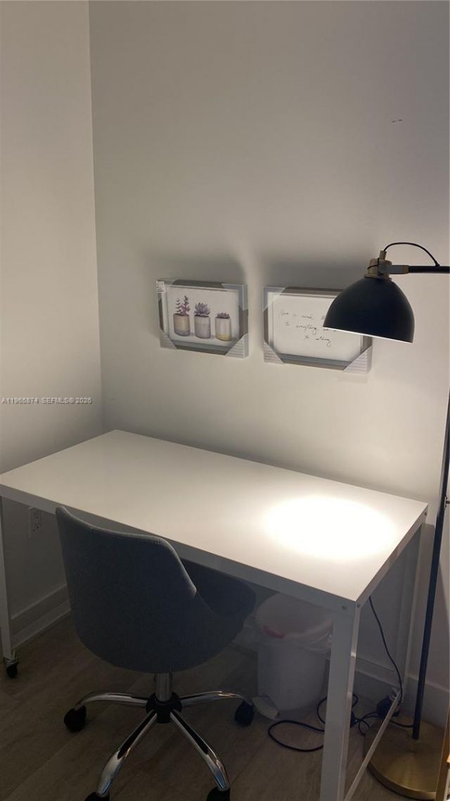 121 NE 34th St , Unit 2205, Miami, FL 33137 Photo