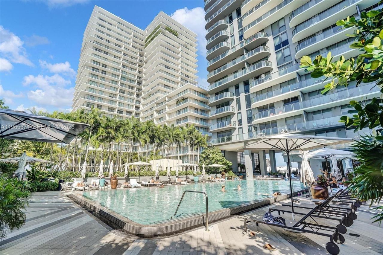 121 NE 34th St , Unit 2205, Miami, FL 33137 Photo