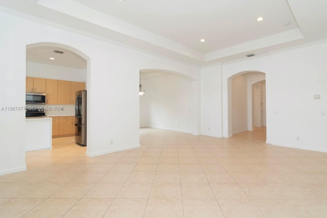 1833 Harbor View Cir, Unit 1833, Weston, FL 33327 Photo