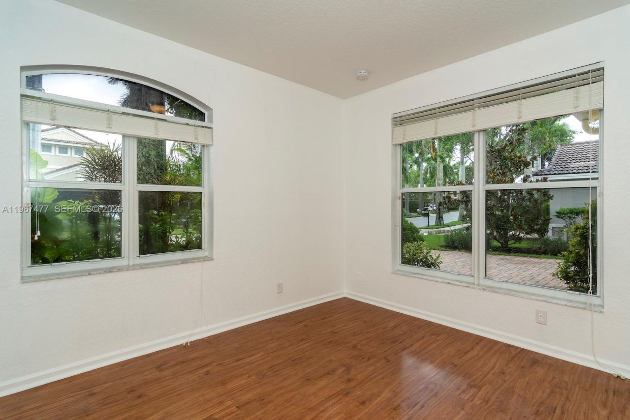 1833 Harbor View Cir, Unit 1833, Weston, FL 33327 Photo