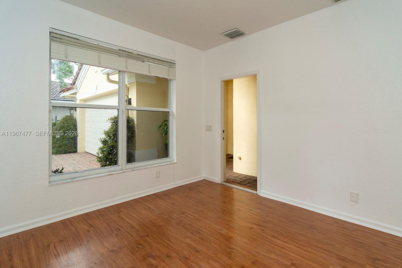 1833 Harbor View Cir, Unit 1833, Weston, FL 33327 Photo