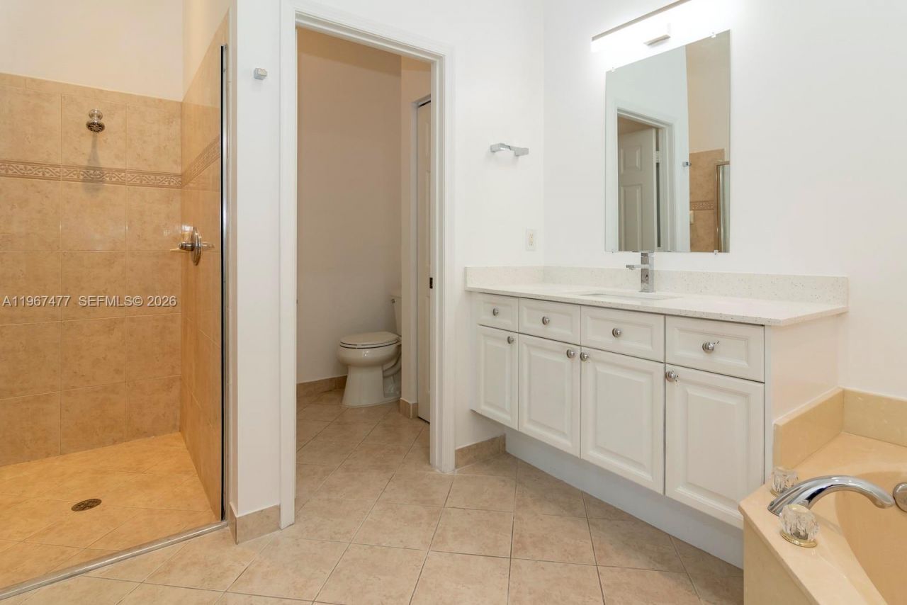 1833 Harbor View Cir, Unit 1833, Weston, FL 33327 Photo