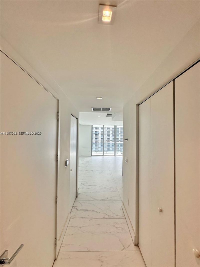 488 NE 18th St, Unit 4304, Miami, FL 33132 Photo