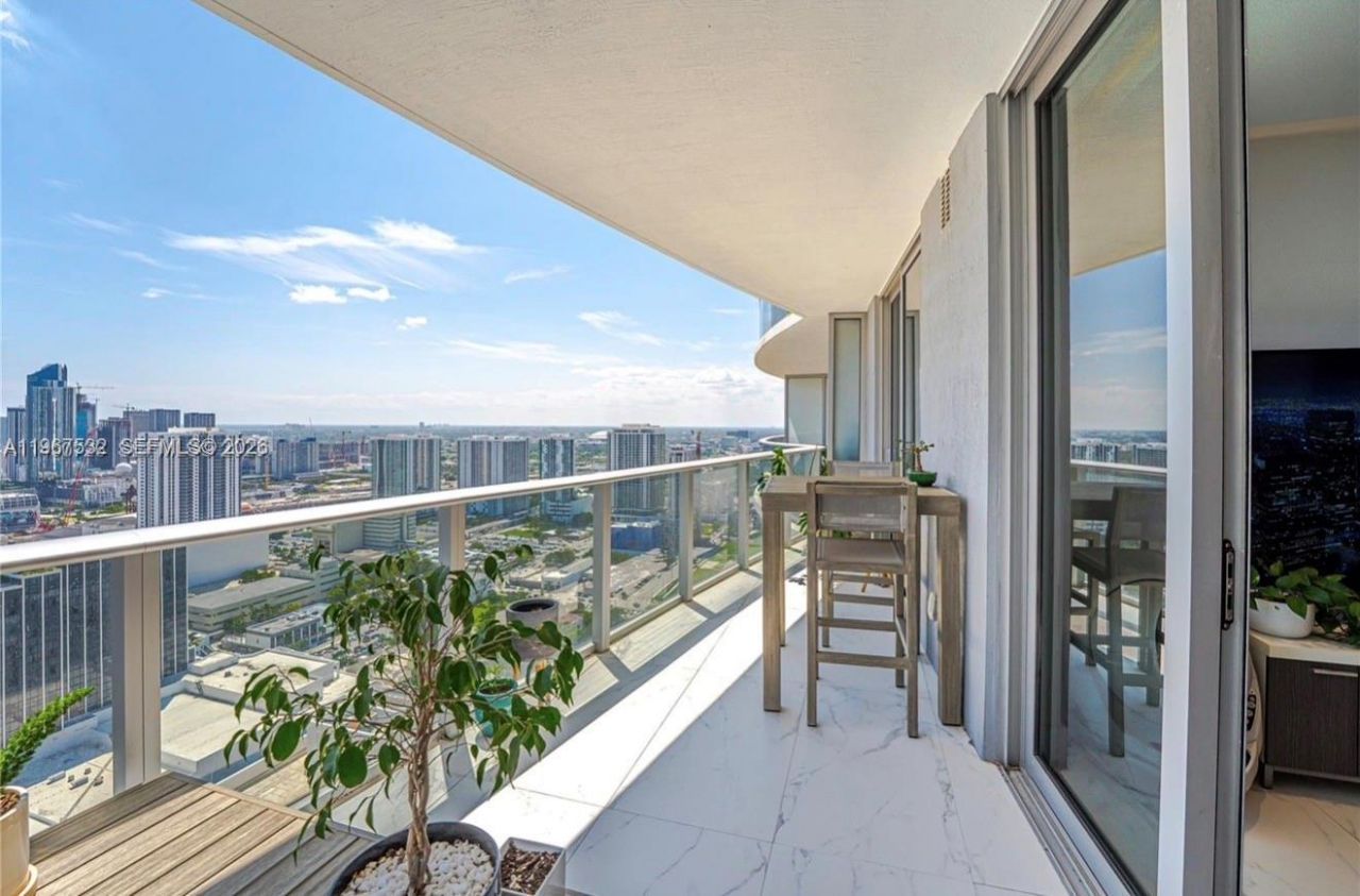 488 NE 18th St, Unit 4304, Miami, FL 33132 Photo