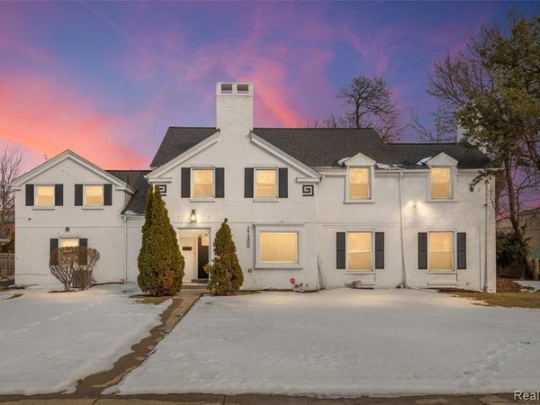 17200 Pontchartrain Boulevard, Detroit, MI 48203