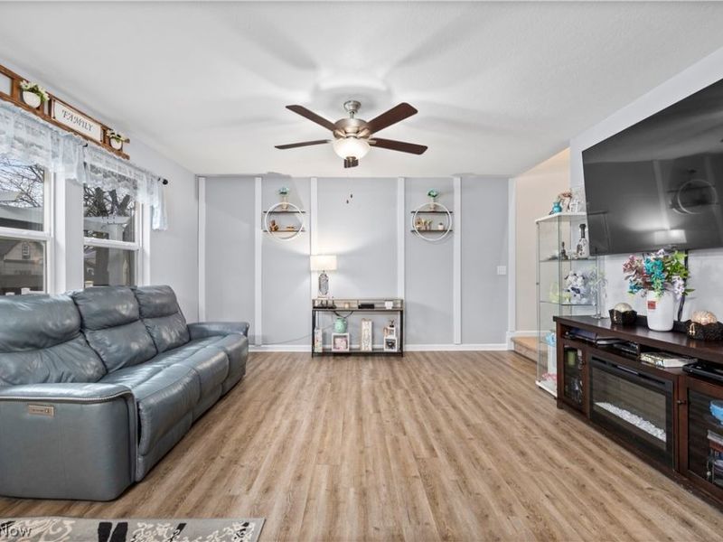 5993 Montauk Point, Vermilion, OH 44089 Photo 13