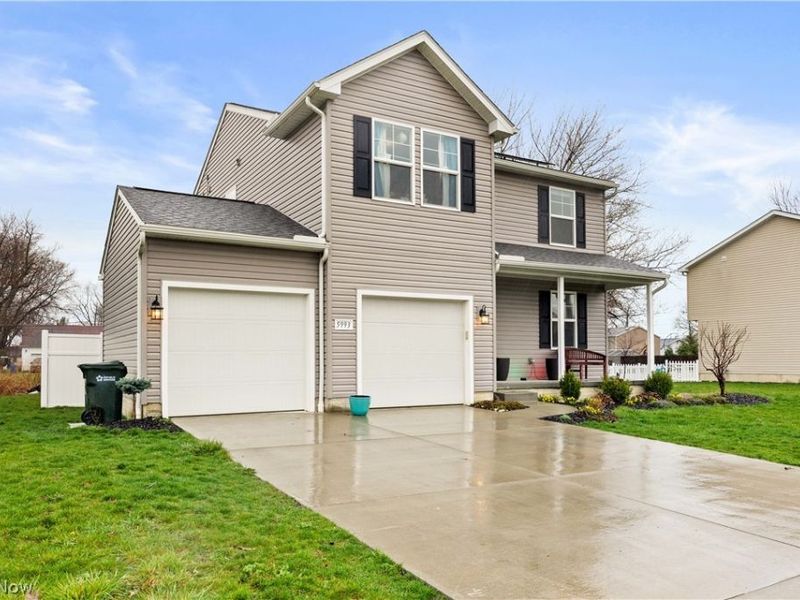 5993 Montauk Point, Vermilion, OH 44089 Photo 2