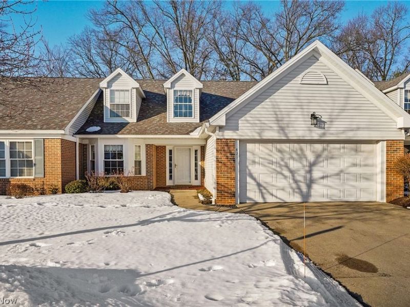 421 W Reserve Drive, Unit 82, Cuyahoga Falls, OH 44223 Photo 1