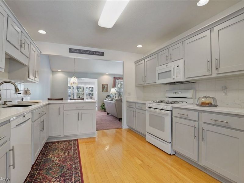 421 W Reserve Drive, Unit 82, Cuyahoga Falls, OH 44223 Photo 16