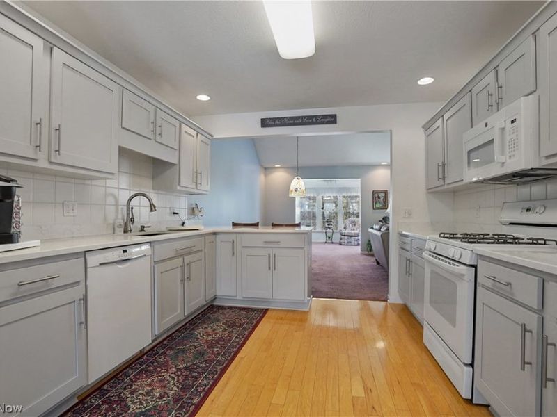 421 W Reserve Drive, Unit 82, Cuyahoga Falls, OH 44223 Photo 18