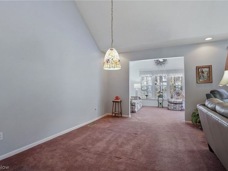 421 W Reserve Drive, Unit 82, Cuyahoga Falls, OH 44223 Photo 8