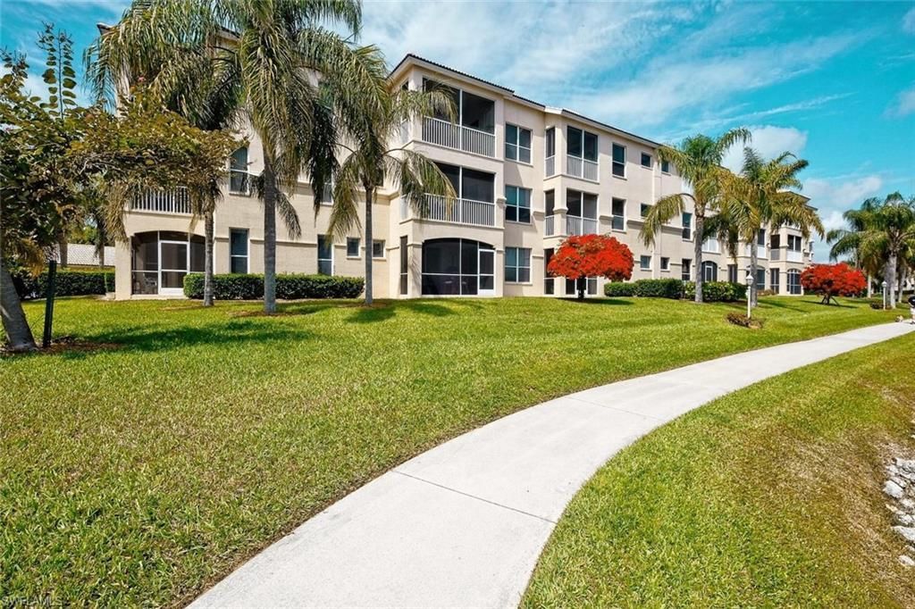 9160 Southmont Cv, Unit 110, Fort Myers, FL 33908 Photo