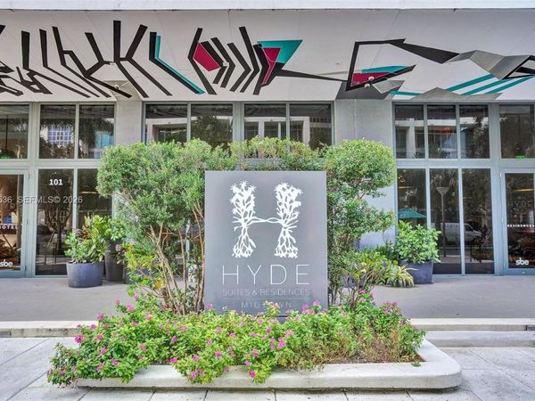 121 NE 34th St , Unit 1705, Miami, FL 33137