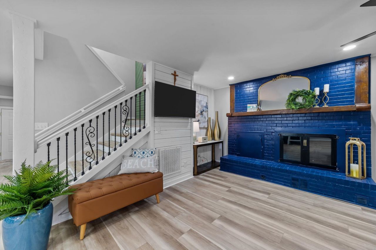 1314 Holly Dr. Photo 10