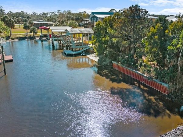 00 SE 210th St, Suwannee, FL 32692