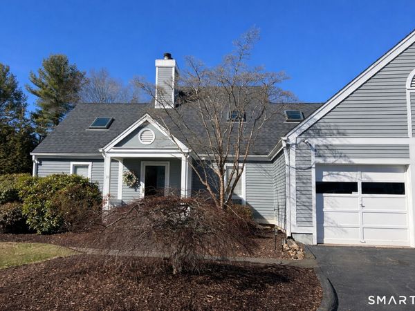 14 Centre Village, Unit 14, Madison, CT 06443