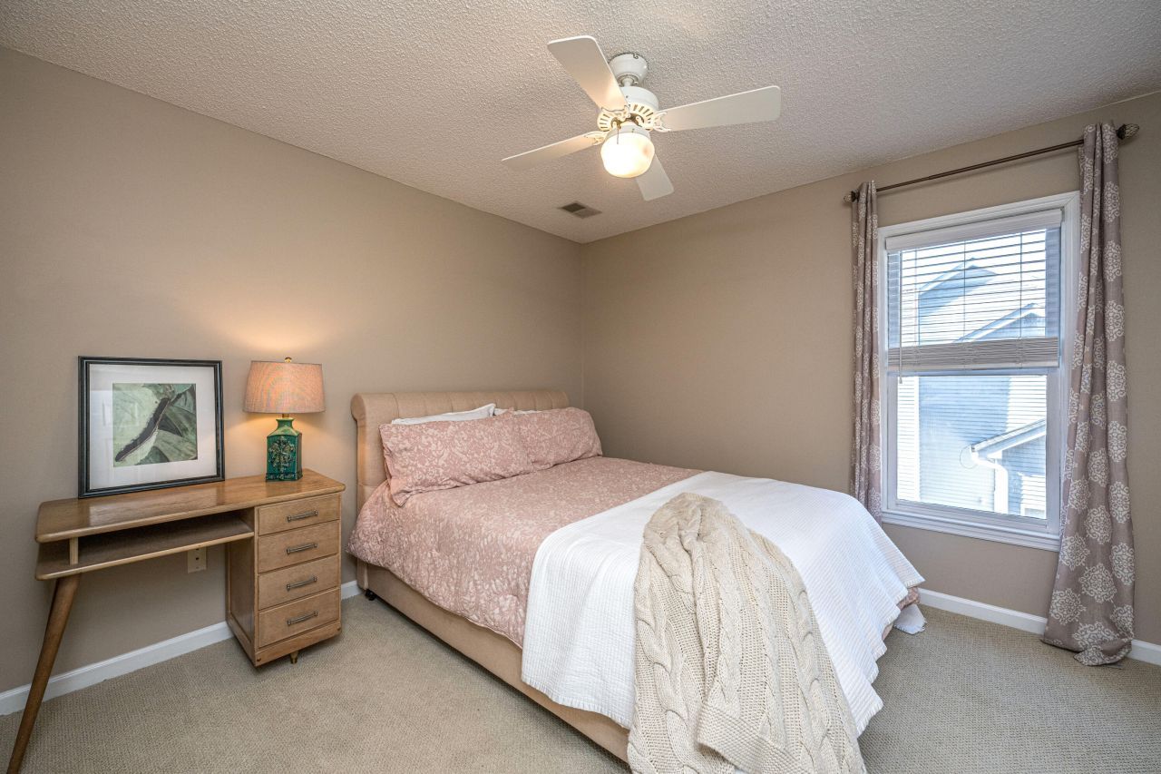 278 Hook Lane Photo 44