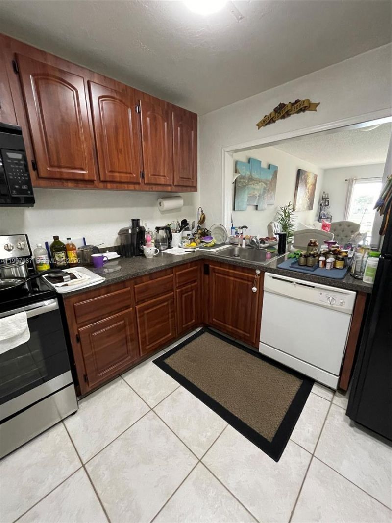 7722 W Camino Real, Unit E-316, Miami, FL 33143 Photo