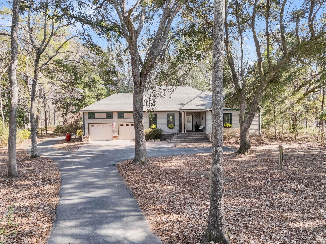 1222 Chandler Road Photo 6