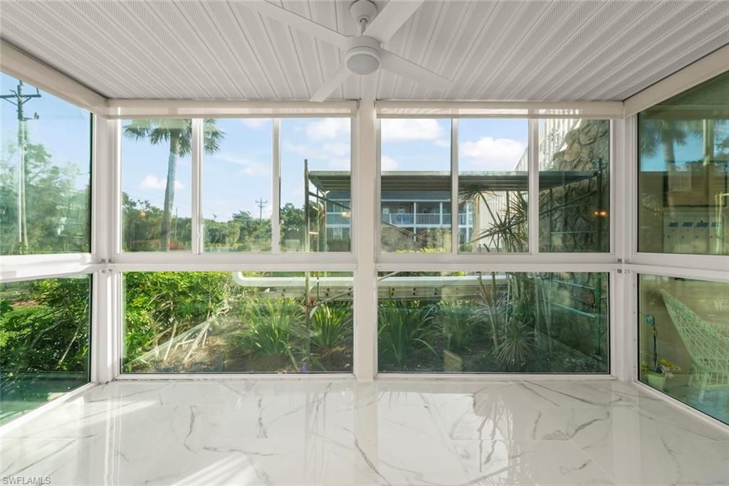561 Periwinkle Way , Unit E4, Sanibel, FL 33957 Photo