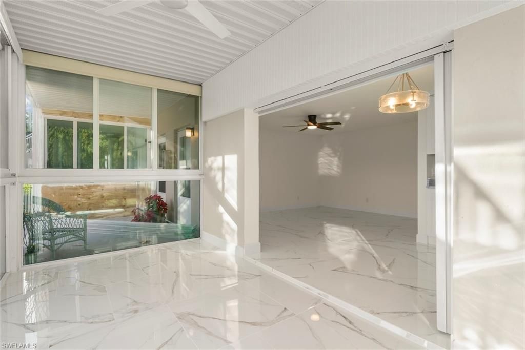 561 Periwinkle Way , Unit E4, Sanibel, FL 33957 Photo