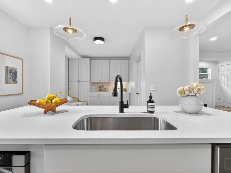 1445 W 2nd Avenue, Columbus, OH 43212 Photo 21