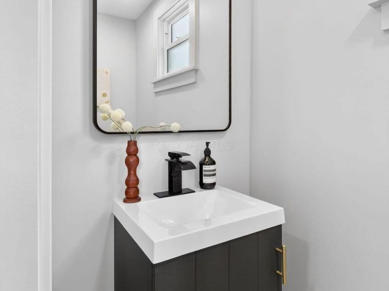 1445 W 2nd Avenue, Columbus, OH 43212 Photo 25