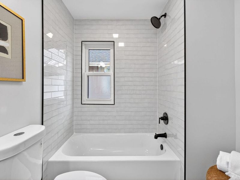 1445 W 2nd Avenue, Columbus, OH 43212 Photo 28