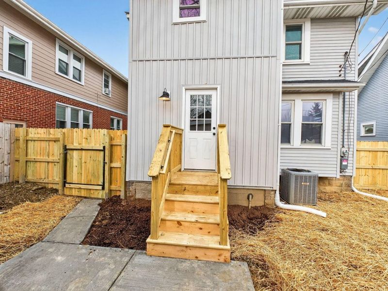 1445 W 2nd Avenue, Columbus, OH 43212 Photo 49