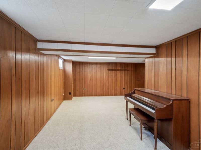 1357 Thurnridge Drive, Reading, OH 45215 Photo 30