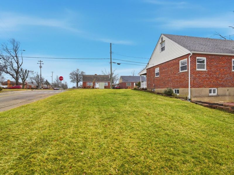 1357 Thurnridge Drive, Reading, OH 45215 Photo 44