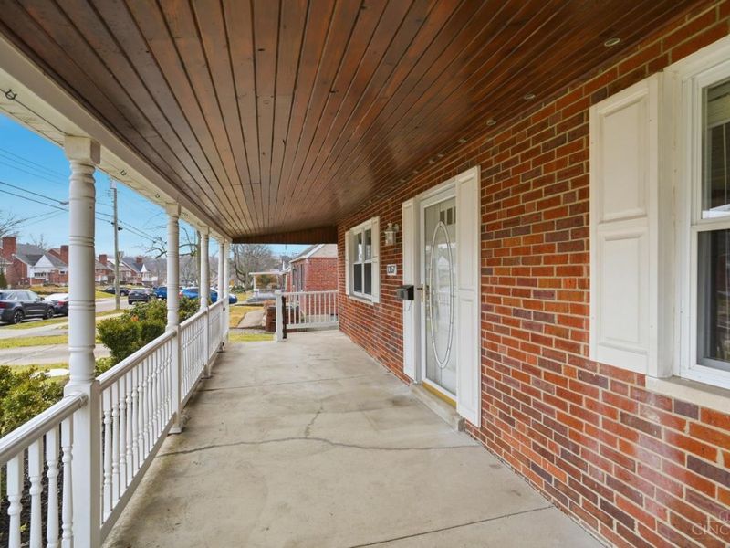 1357 Thurnridge Drive, Reading, OH 45215 Photo 6