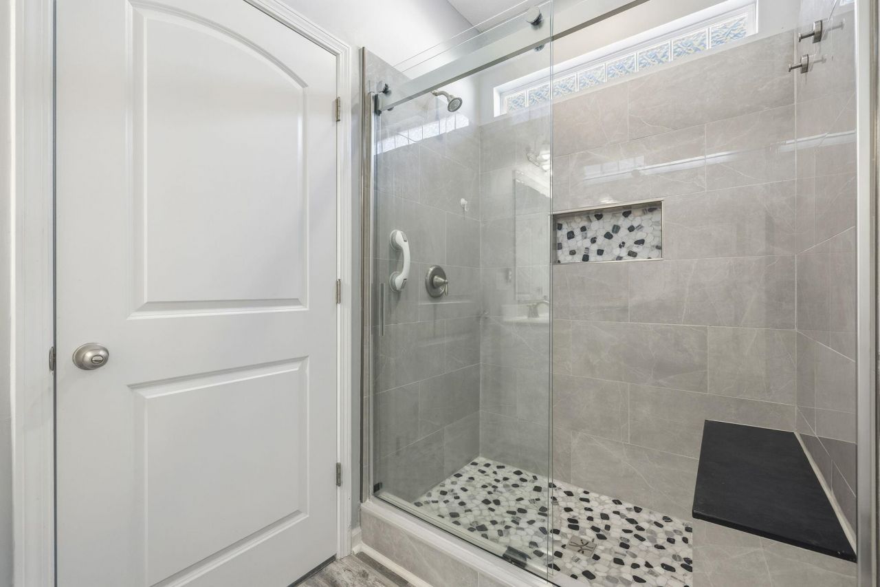 292 Leste Rd. Photo 36