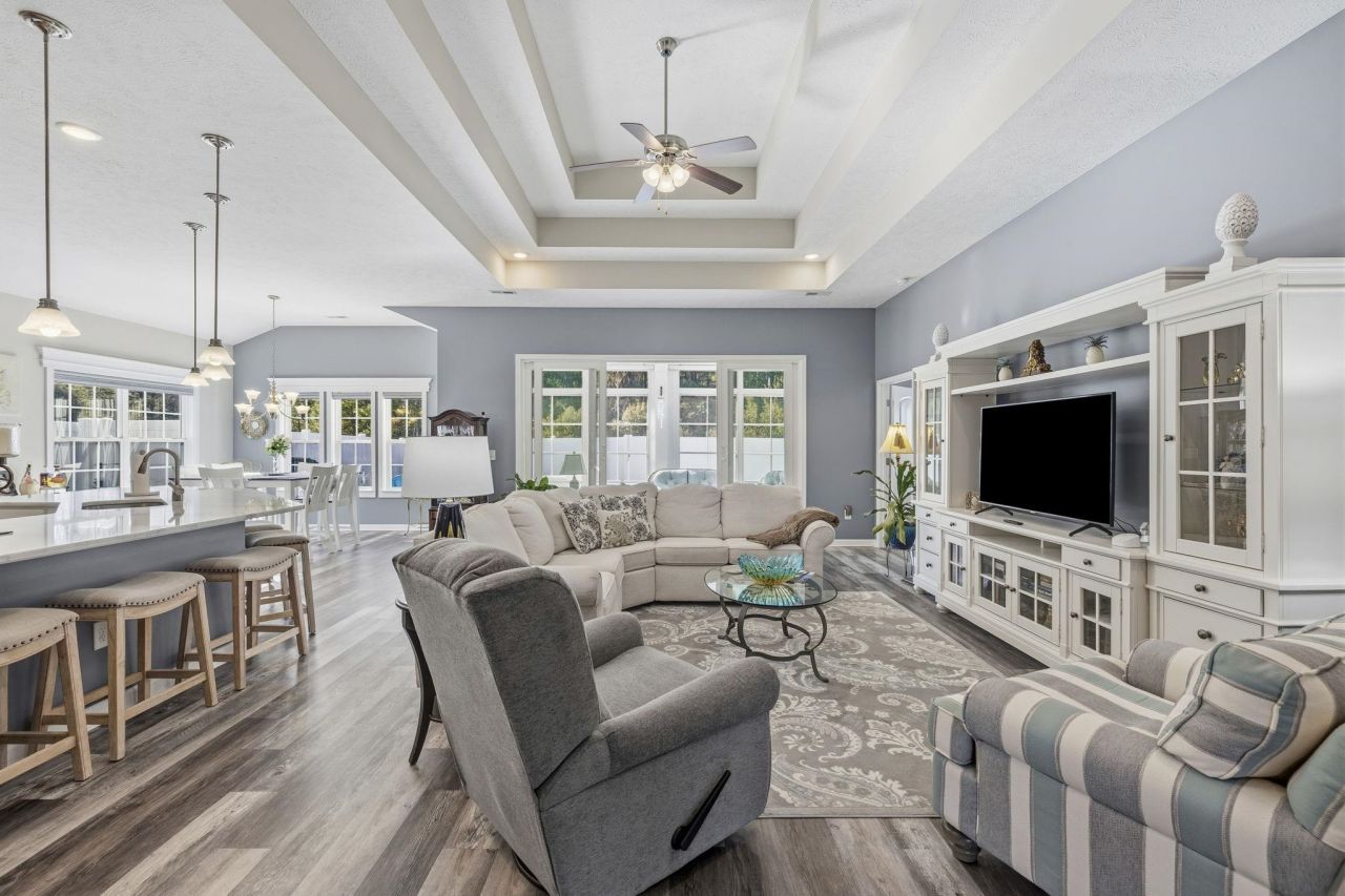 292 Leste Rd. Photo 9