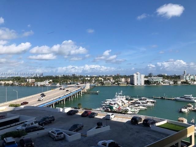 7601 E Treasure Dr, Unit 915, North Bay Village, FL 33141 Photo