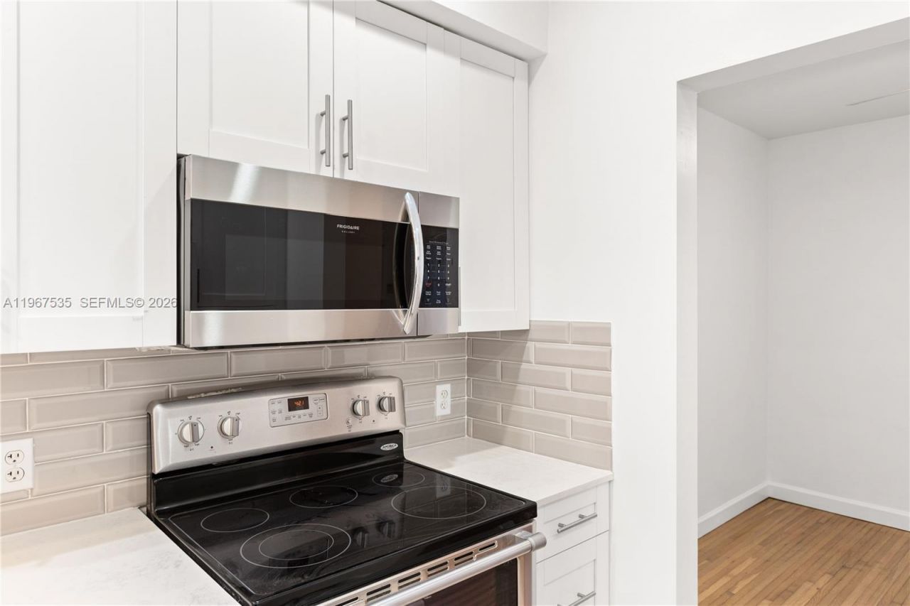 4487 SW 15th Ter, Miami, FL 33134 Photo