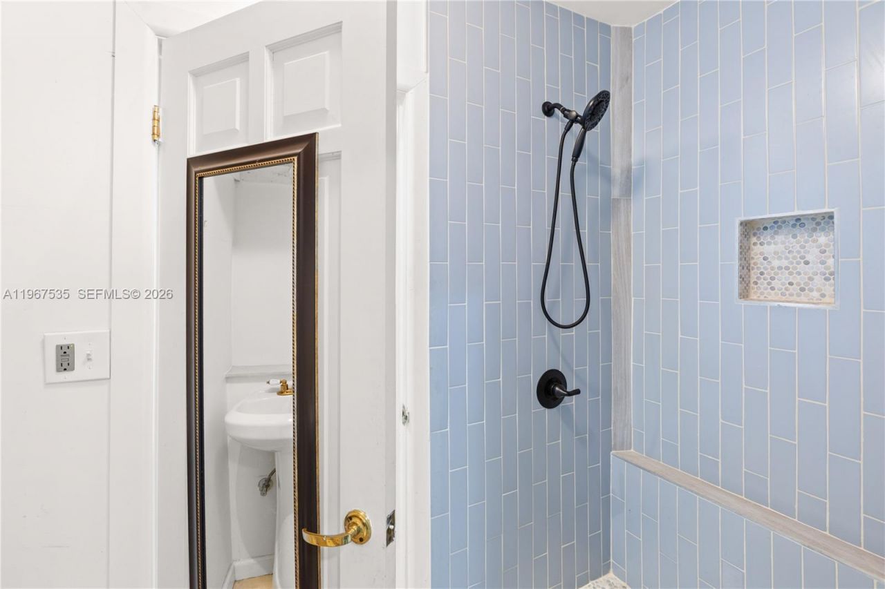 4487 SW 15th Ter, Miami, FL 33134 Photo